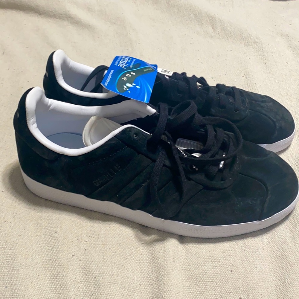 Adidas Gazelle Men size 6
